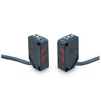 日本OMRON 光電傳感器-放大器內(nèi)置型光電開關(guān)（細小光束型）-E3Z-L（代理）